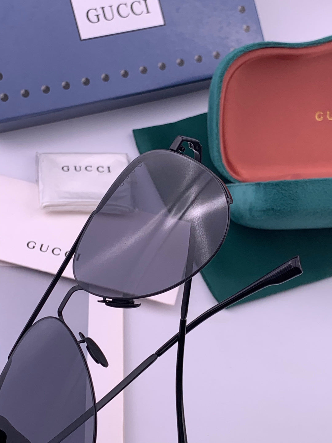 Gucci 1227 Fashion Gold Lens Sunglasses for Men & Women - 415009 - detail image 5