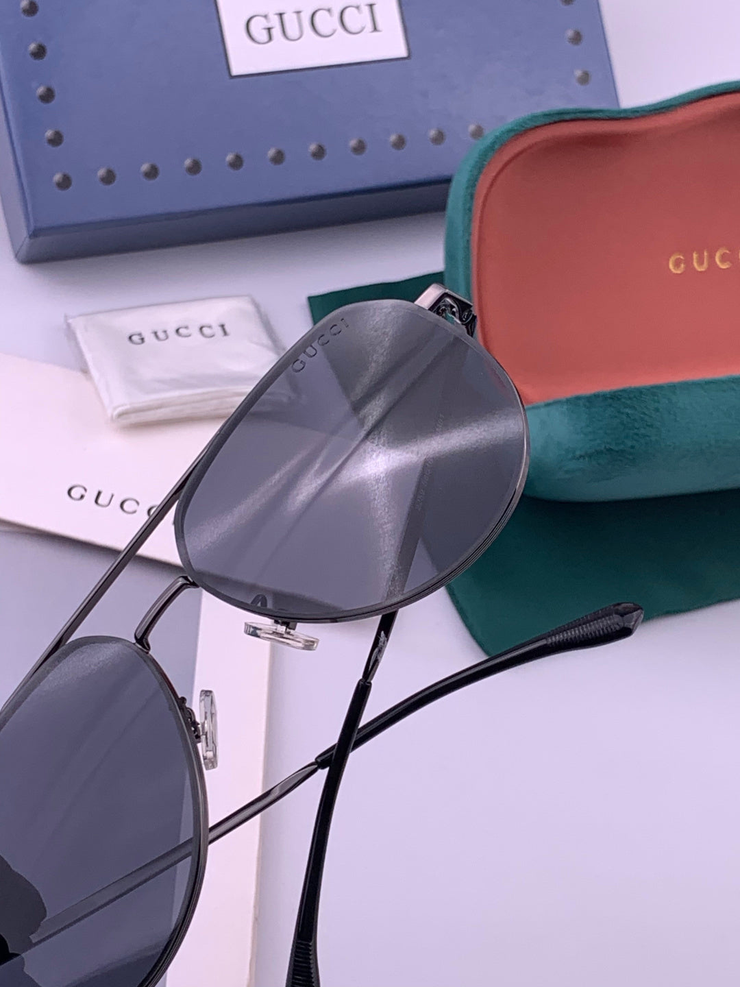 Gucci G9225 Polarized Aviator Gold Lens Sunglasses for Men - 415014 - detail image 3