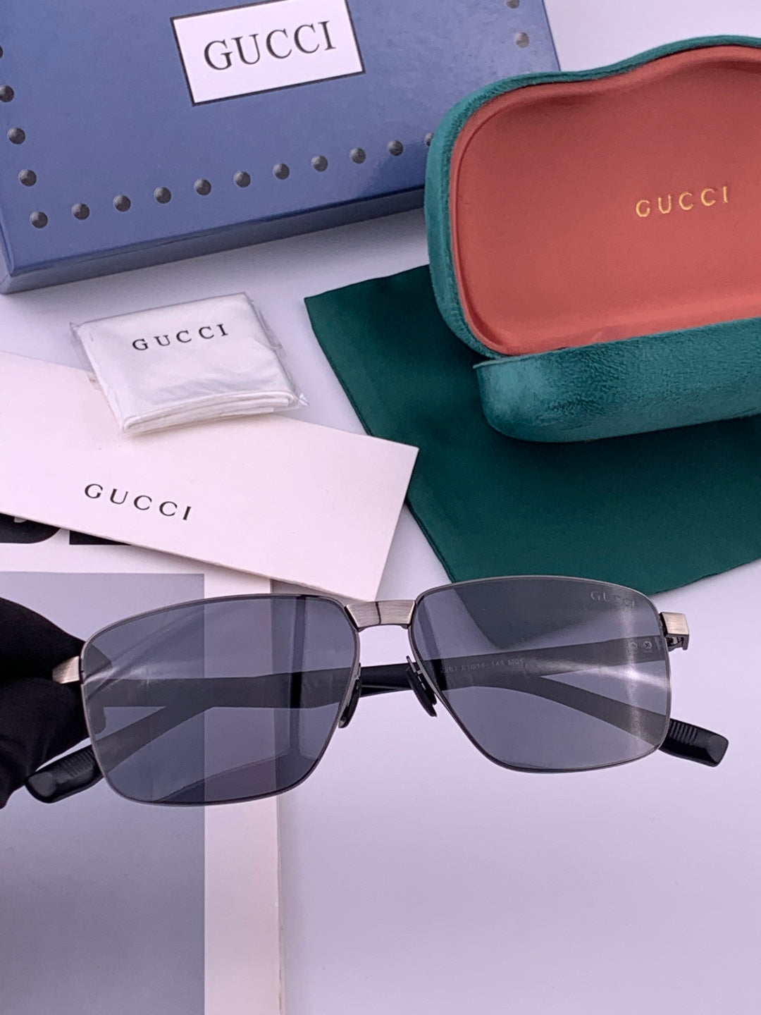 Gucci G7226 Polarized Aviator Gold Lens Sunglasses for Men
