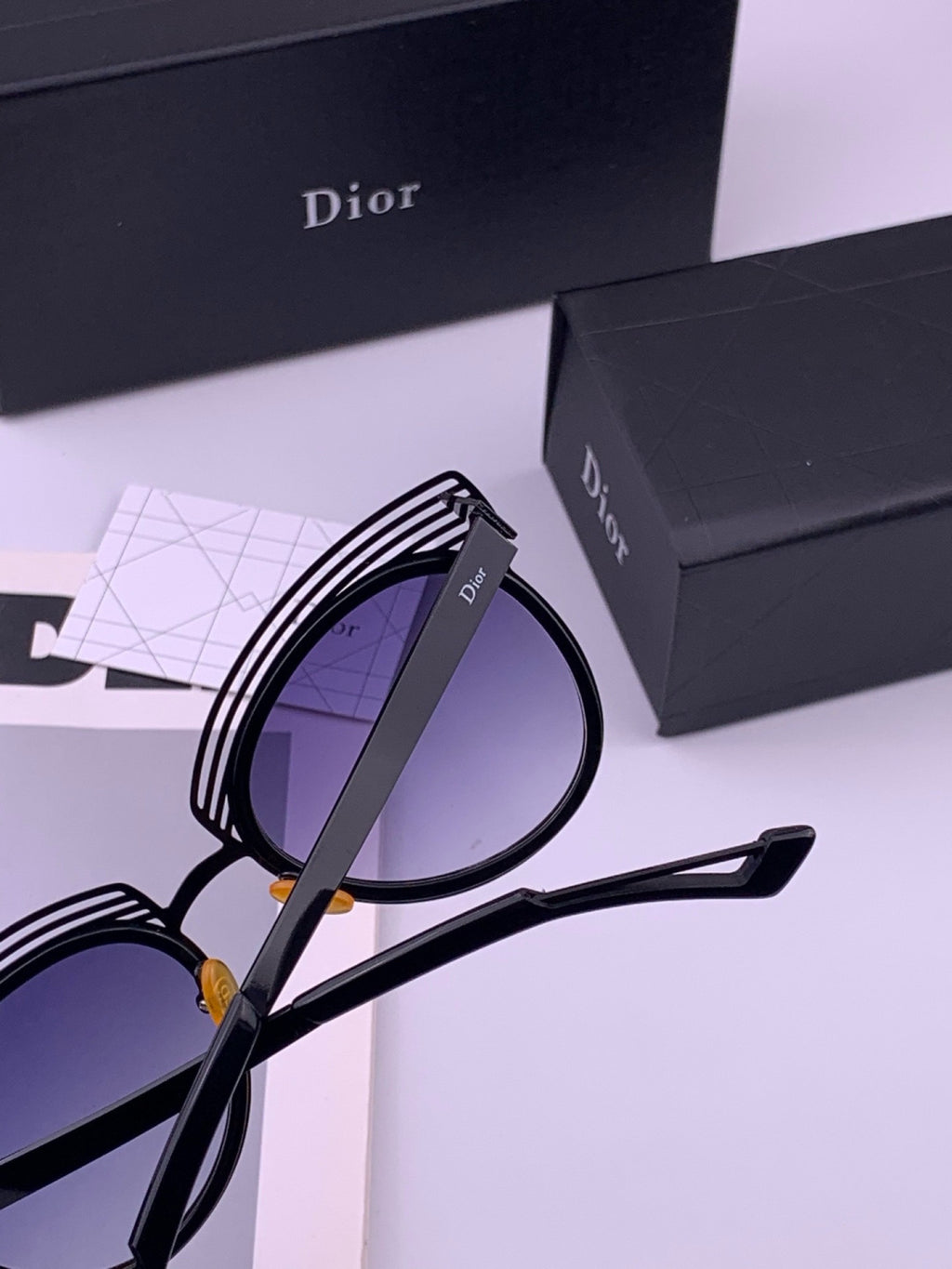 Dior CD11 Round Orange Lens Sunglasses for Women - detail image 4
