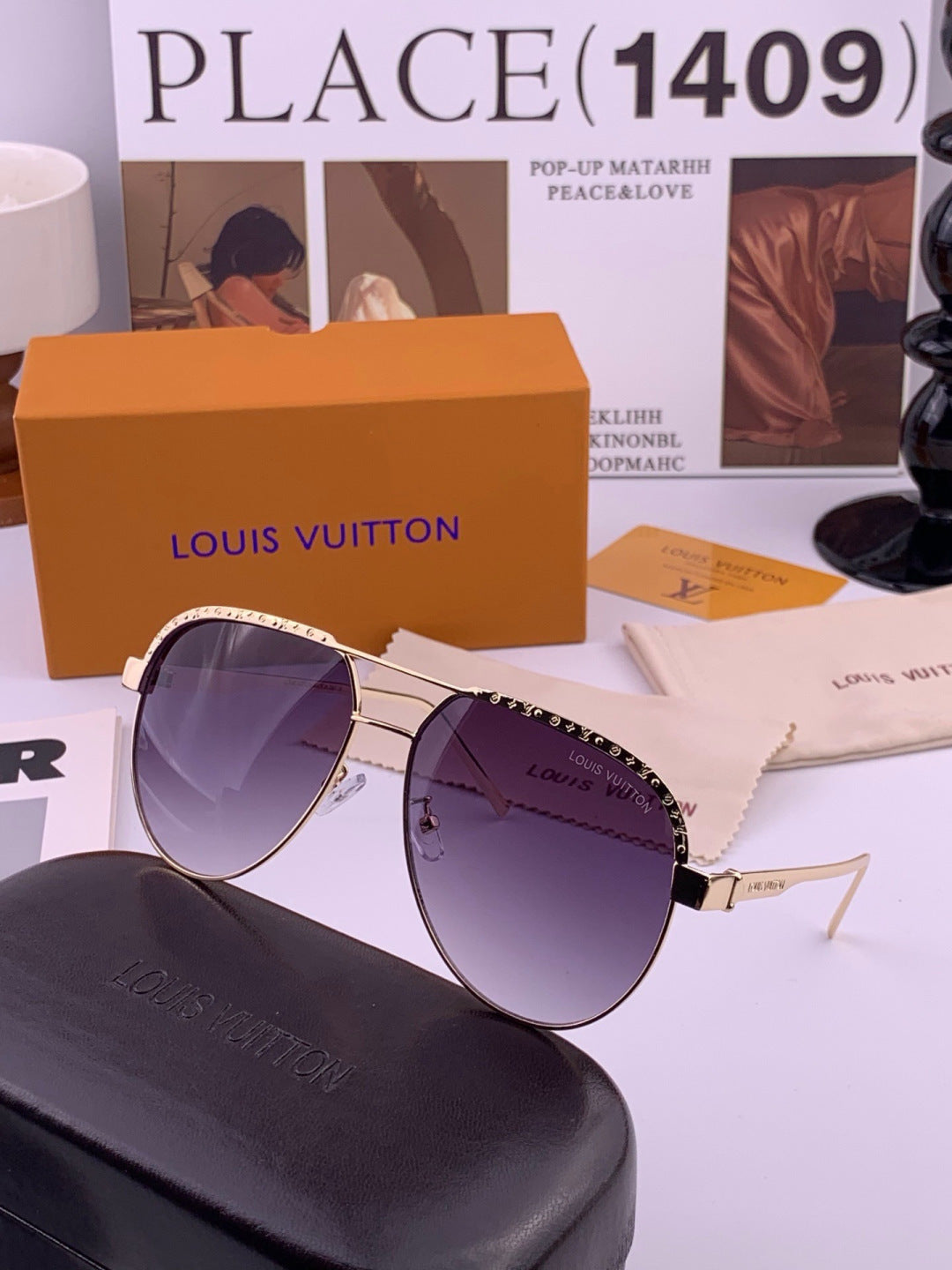Louis Vuitton L01744 Aviator Black Lens Sunglasses for Men & Women - 431205 - detail image 2