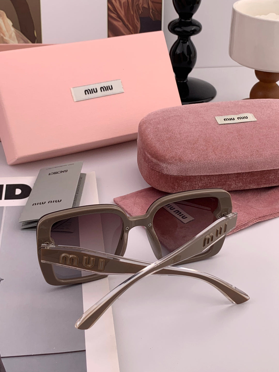 Miu Miu M5550 Fashion Black Lens Sunglasses for Men & Women - 432607 - detail image 5