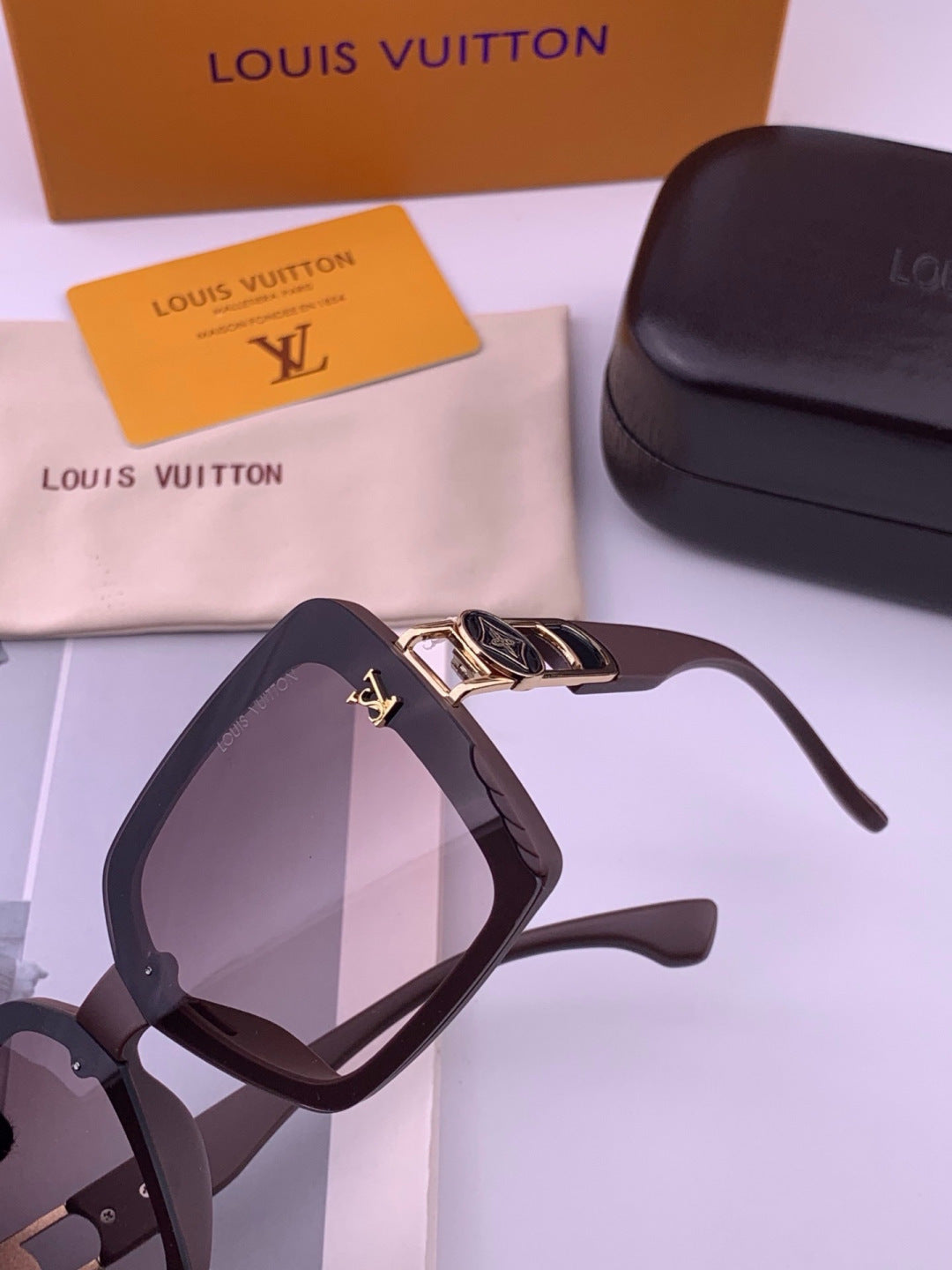 Louis Vuitton L5304 Polarized Square Brown Lens Sunglasses for Men & - 431290 - detail image 2
