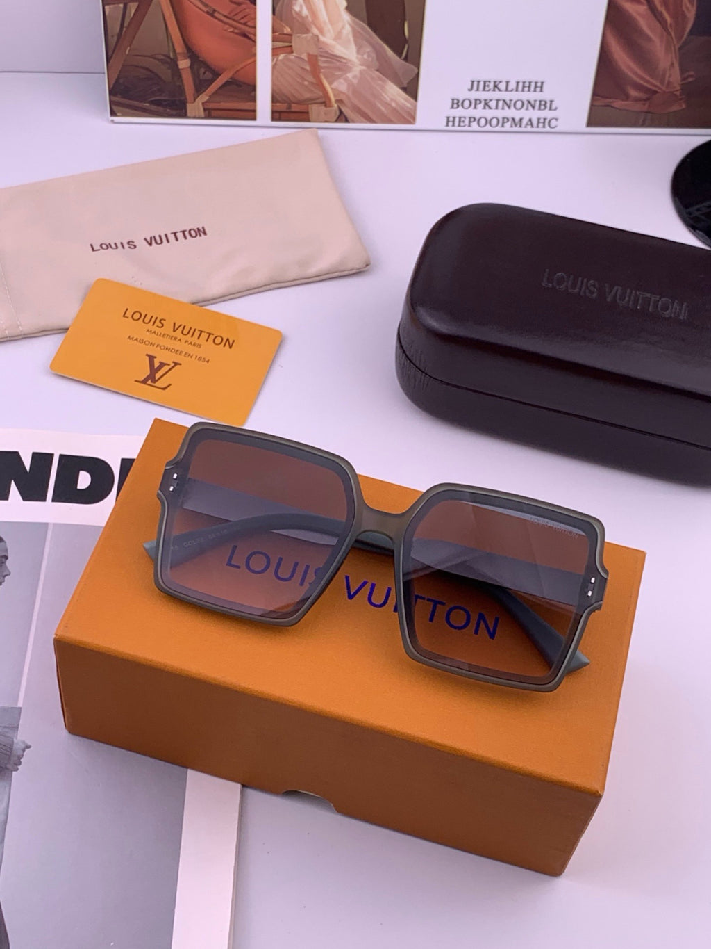 Louis Vuitton L1577 Polarized Square Gray Lens Sunglasses for Men & W - 431292 - detail image 8