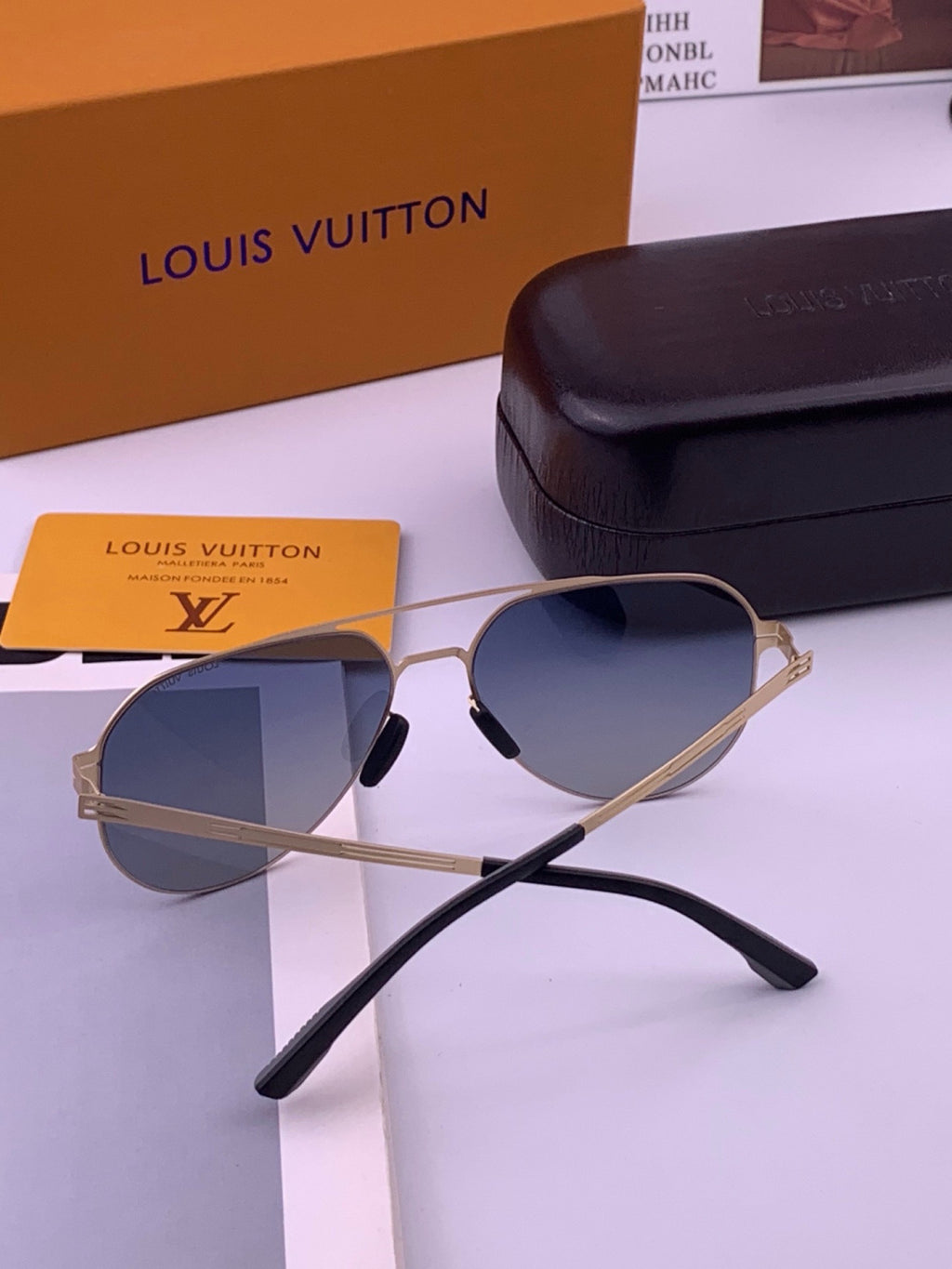 Louis Vuitton L39 Fashion Gold Lens Sunglasses for Men & Women - 431273 - detail image 5