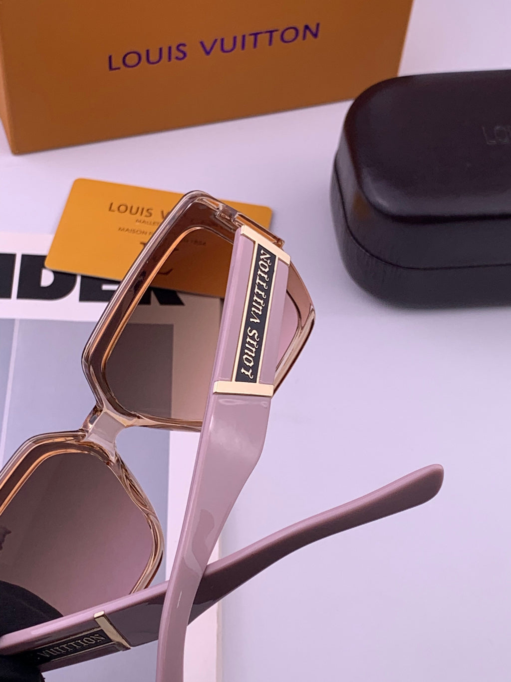 Louis Vuitton L4231 Square Brown Lens Sunglasses for Men & Women - 431192 - detail image 5