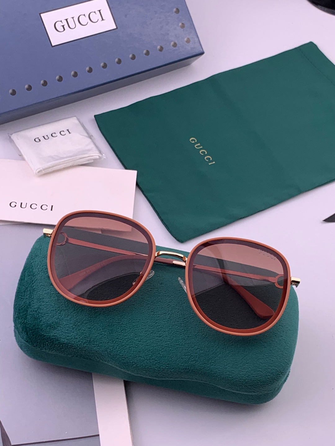 Gucci G9680 Polarized Fashion Gold Lens Sunglasses for Men & Women - 431346 - detail image 6