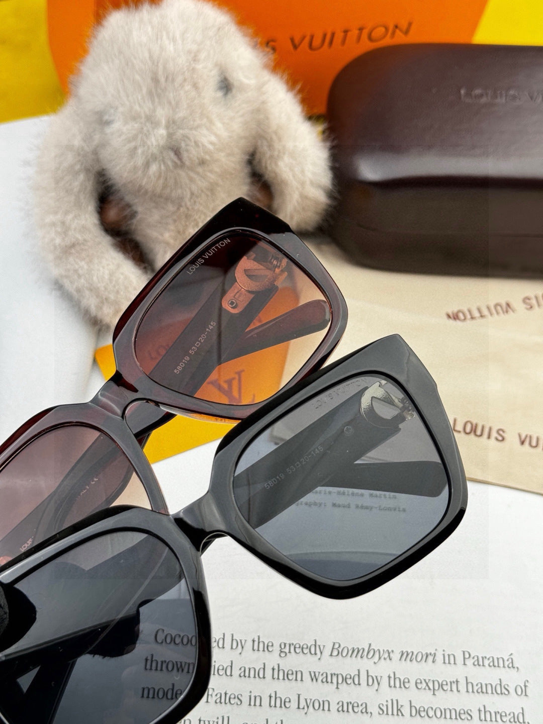 Louis Vuitton L95801 Square Brown Lens Sunglasses for Women - 431162 - detail image 3