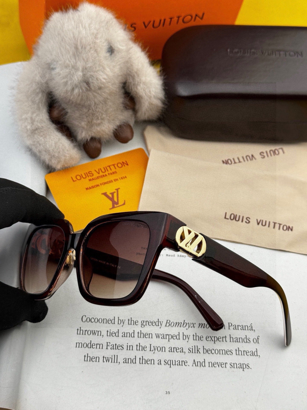 Louis Vuitton L95801 Square Brown Lens Sunglasses for Women - 431162