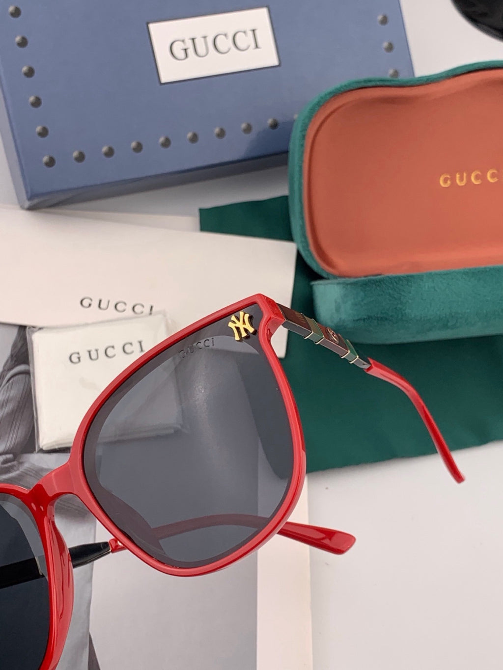 Gucci G15501 Polarized Round Gold Lens Sunglasses for Men & Women - 431350 - detail image 2