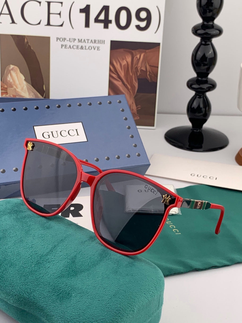 Gucci G15501 Polarized Round Gold Lens Sunglasses for Men & Women - 431350
