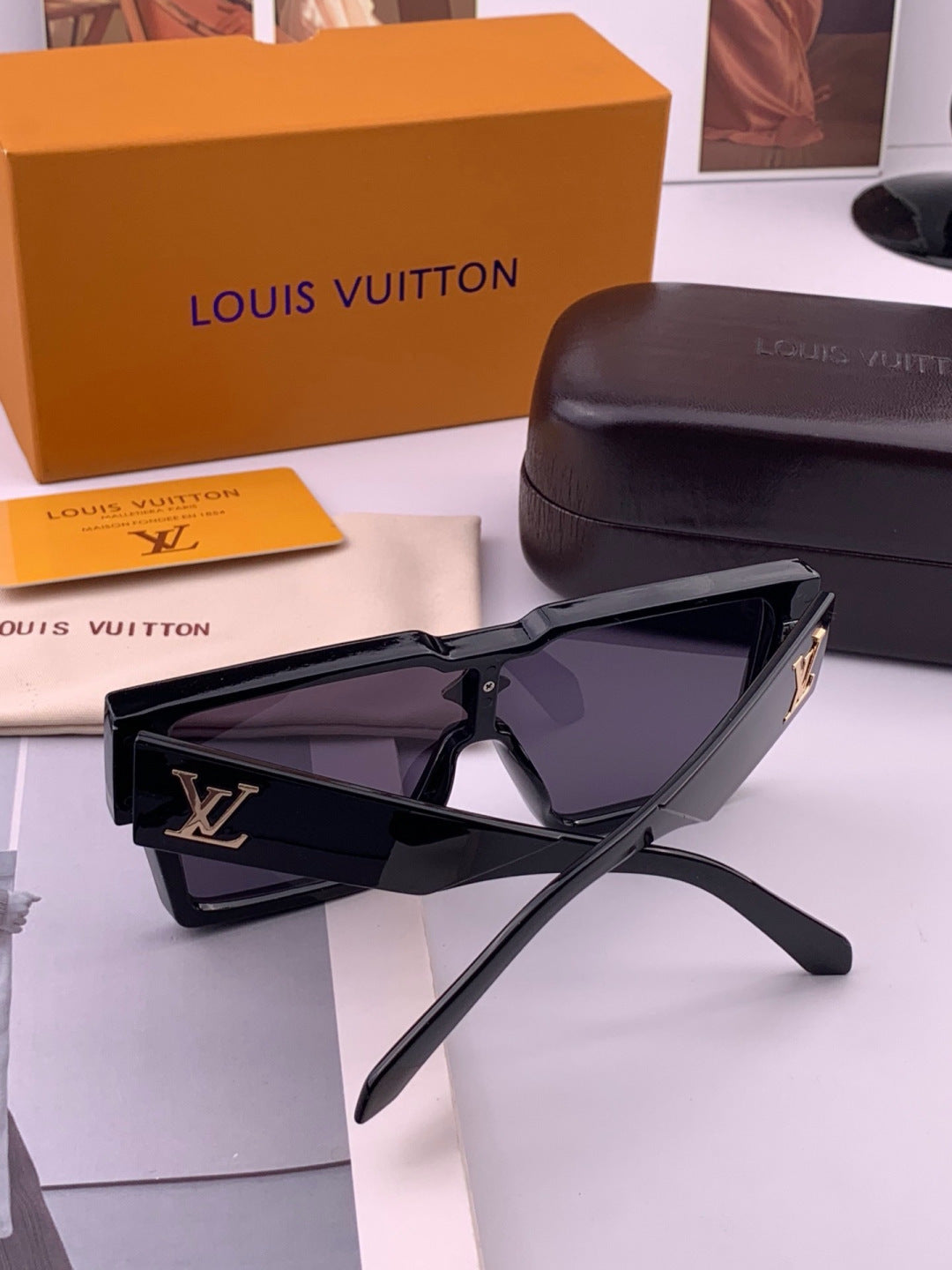 Louis Vuitton L7600 Square Black Lens Sunglasses for Women - 431172 - detail image 7