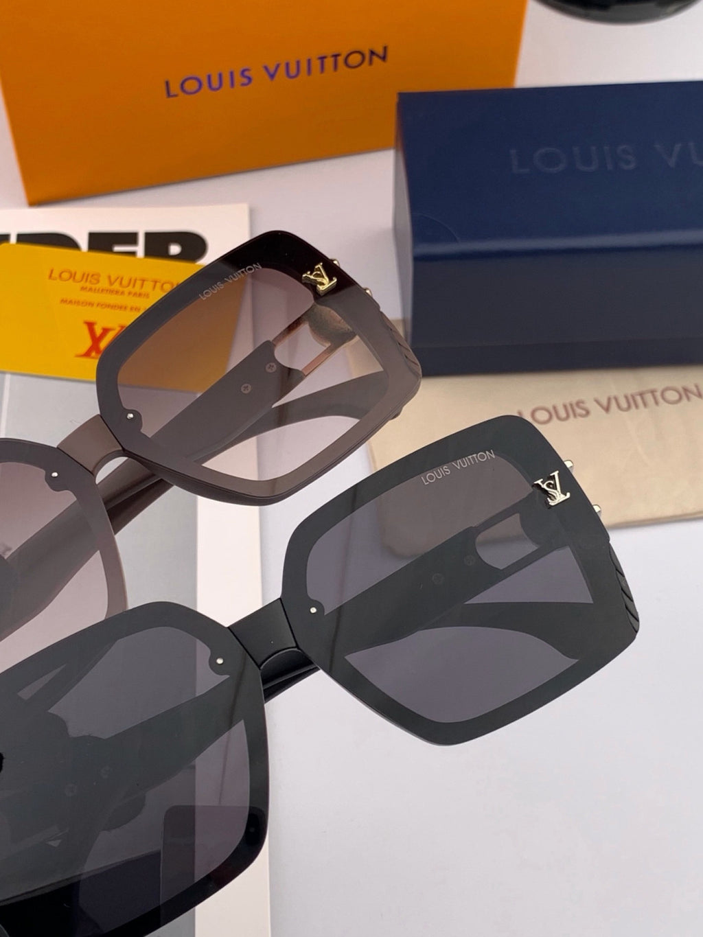 Louis Vuitton L5304 Polarized Square Gold Lens Sunglasses for Men & W - 431176 - detail image 5