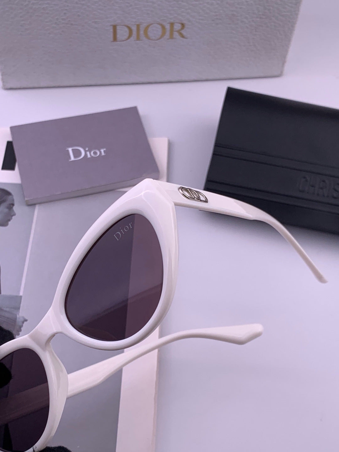 Dior D4109 Polarized Square Pink Lens Sunglasses for Men & Women - 431771 - detail image 2