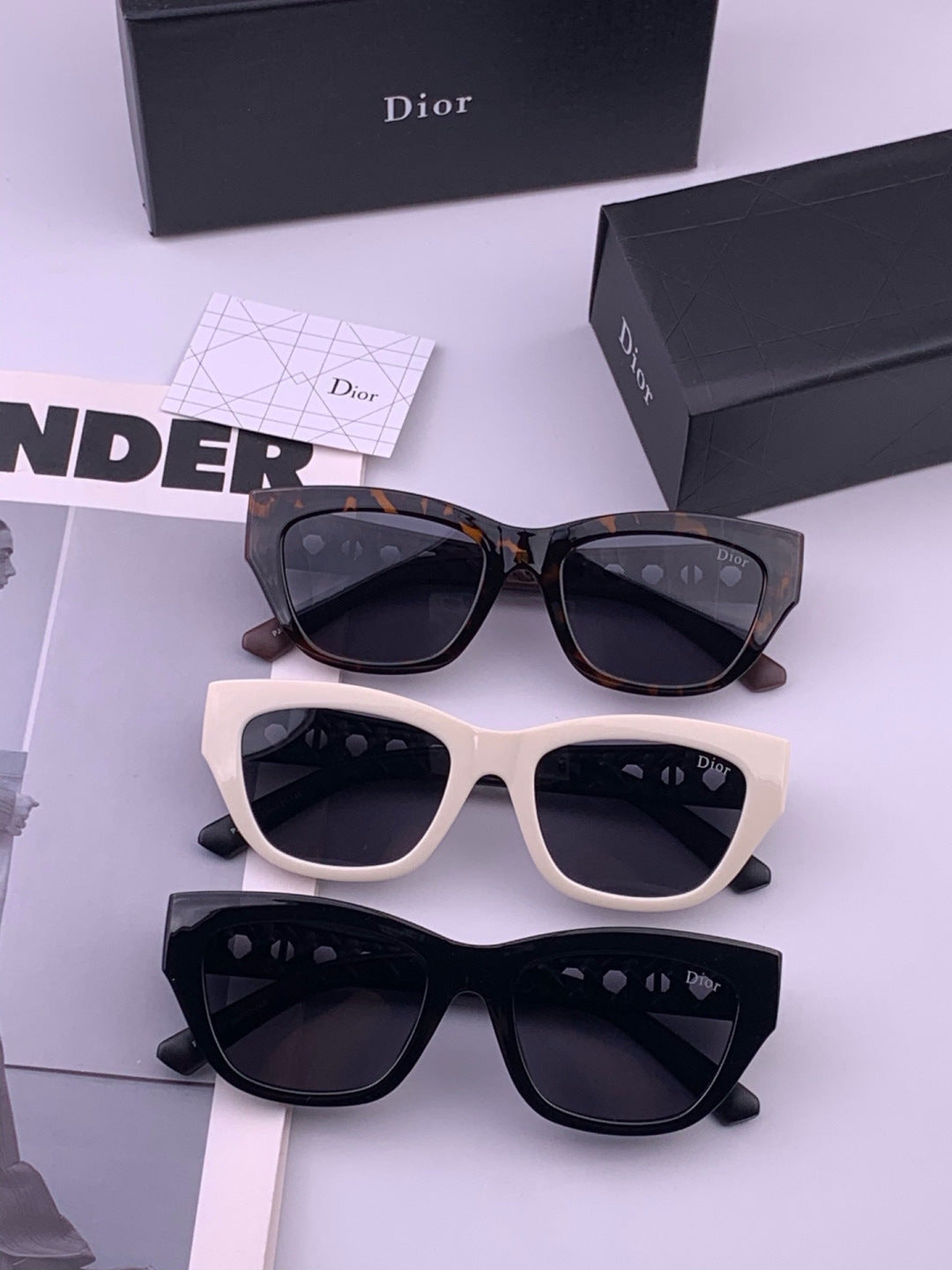 Dior D7911 Polarized Square Blue Lens Sunglasses for Men & Women - detail image 8