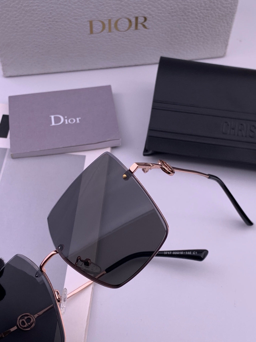 Dior CD7371 Lightweight Rimless Black Lens Sunglasses for Women - 449170 - detail image 3