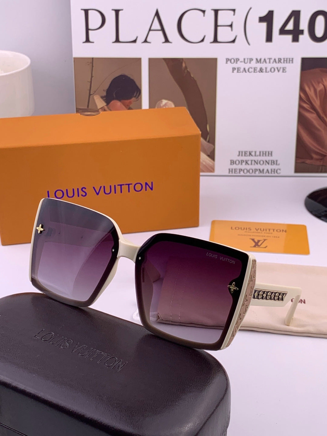 Louis Vuitton Fashion Gold Lens Sunglasses for Men & Women - 448591