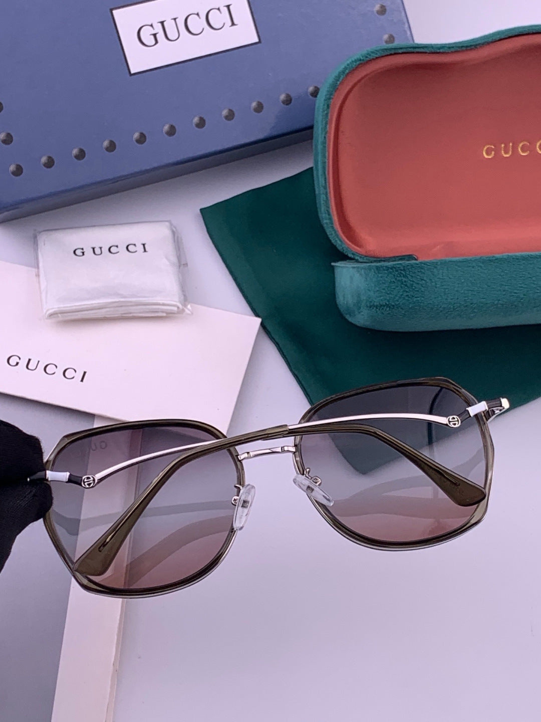 Gucci G6211 Polarized Square Brown Lens Sunglasses for Women - 448729 - detail image 2