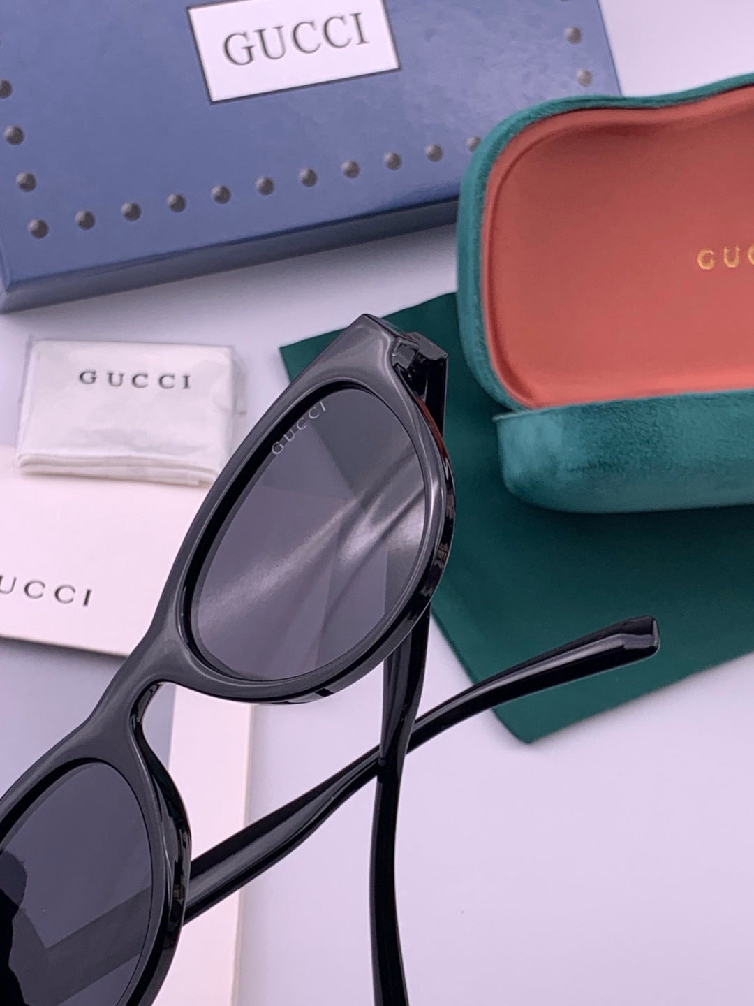 Gucci G868 Polarized Fashion Gold Lens Sunglasses for Men & Women - 448736 - detail image 6
