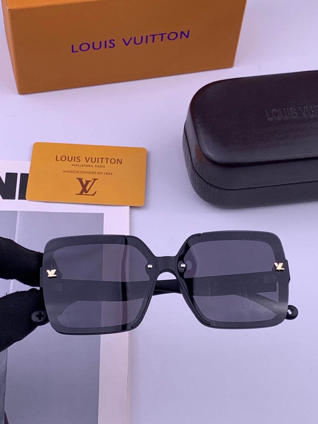 Louis Vuitton L5710 Polarized Square Brown Lens Sunglasses for Men & - 448518