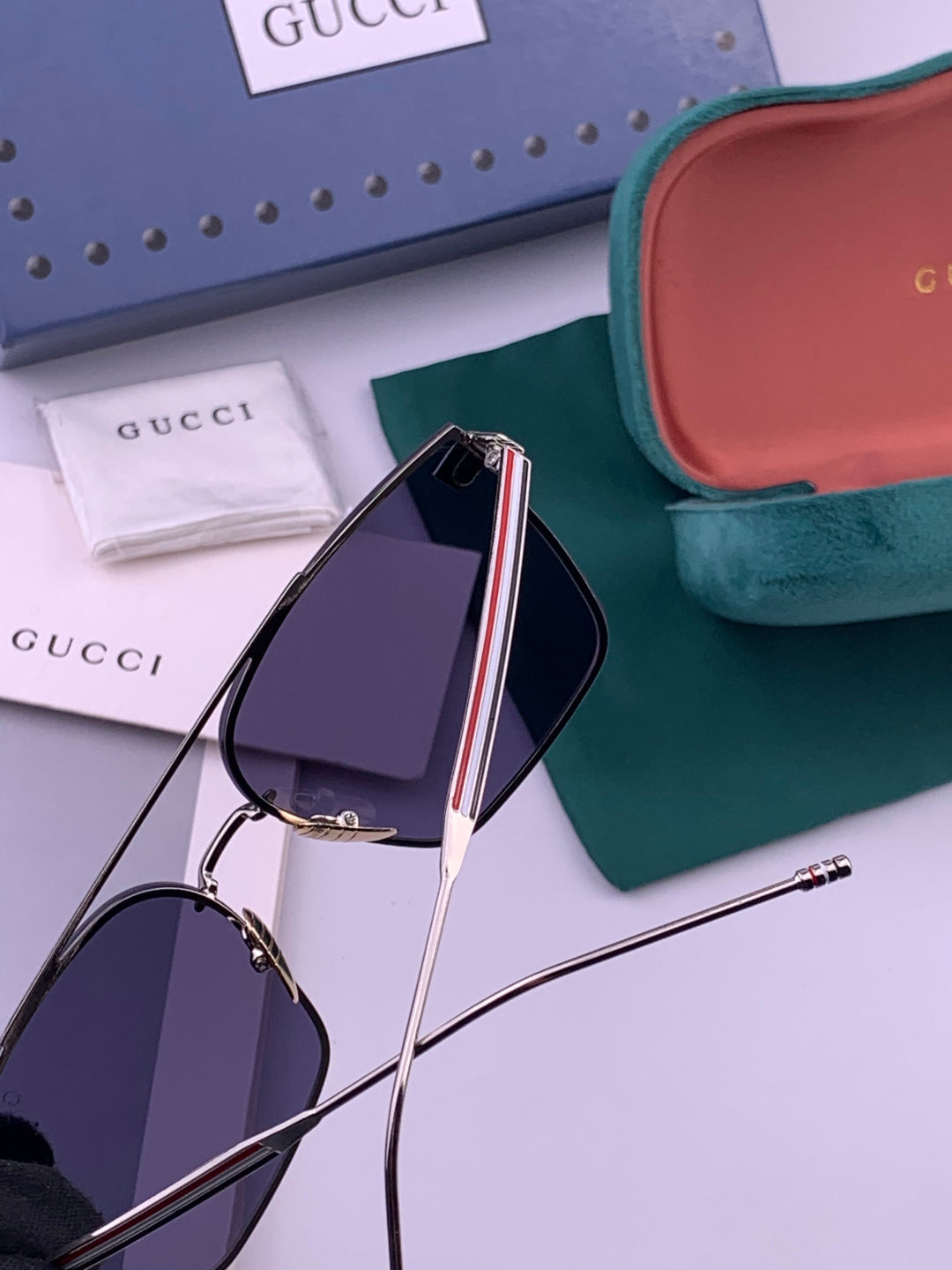 Gucci G3081 Polarized Aviator Gold Lens Sunglasses for Men & Women - 448741 - detail image 4