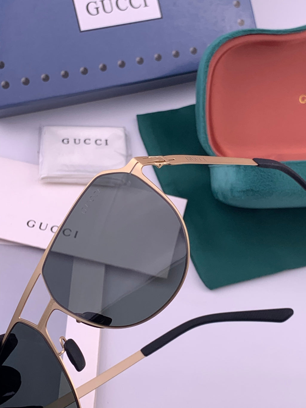 Gucci G2731 Polarized Fashion Black Lens Sunglasses for Men & Women - 448863 - detail image 3