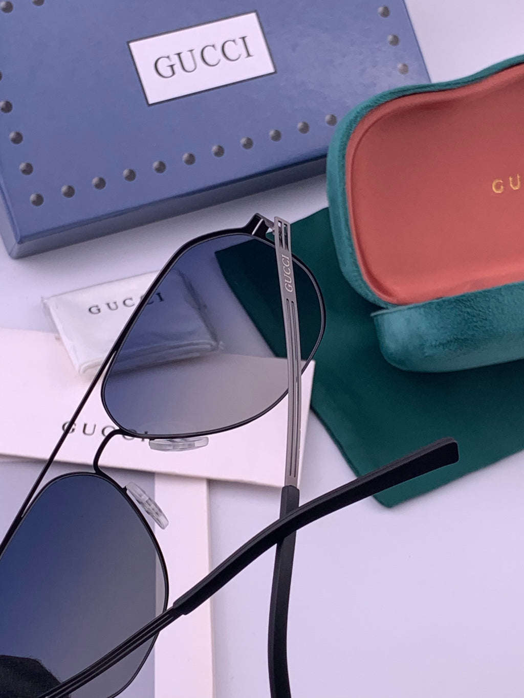 Gucci G911 Polarized Fashion Gold Lens Sunglasses for Men & Women - 448874 - detail image 4