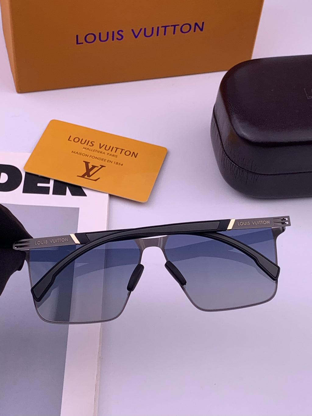 Louis Vuitton L616 Fashion Brown Lens Sunglasses for Men & Women - detail image 6