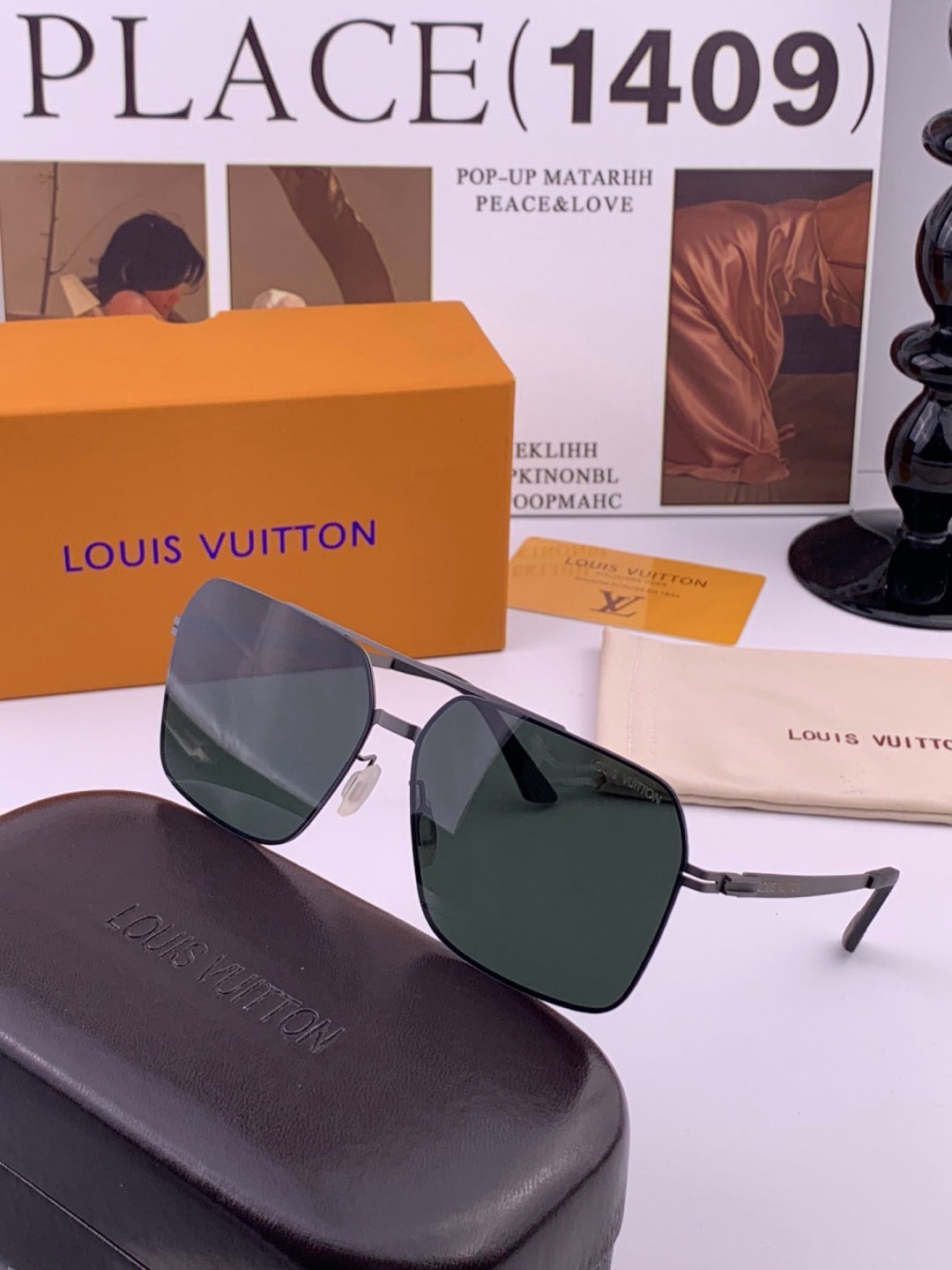 Gucci G2514 Fashion Black Lens Sunglasses for Men & Women - detail image 4