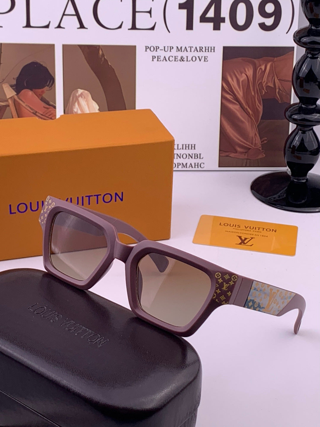 Louis Vuitton L37000 Oversized Brown Lens Sunglasses for Men & Women - 448578 - detail image 2