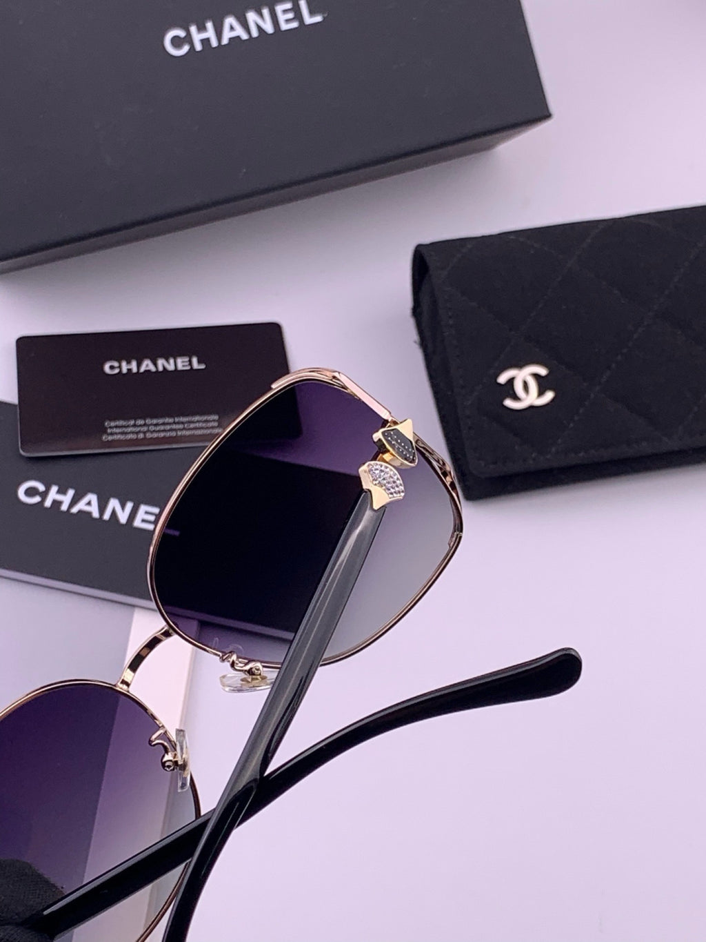 Chanel CH9914 Polarized Fashion Red Lens Sunglasses for Men & Women - 448965 - detail image 4