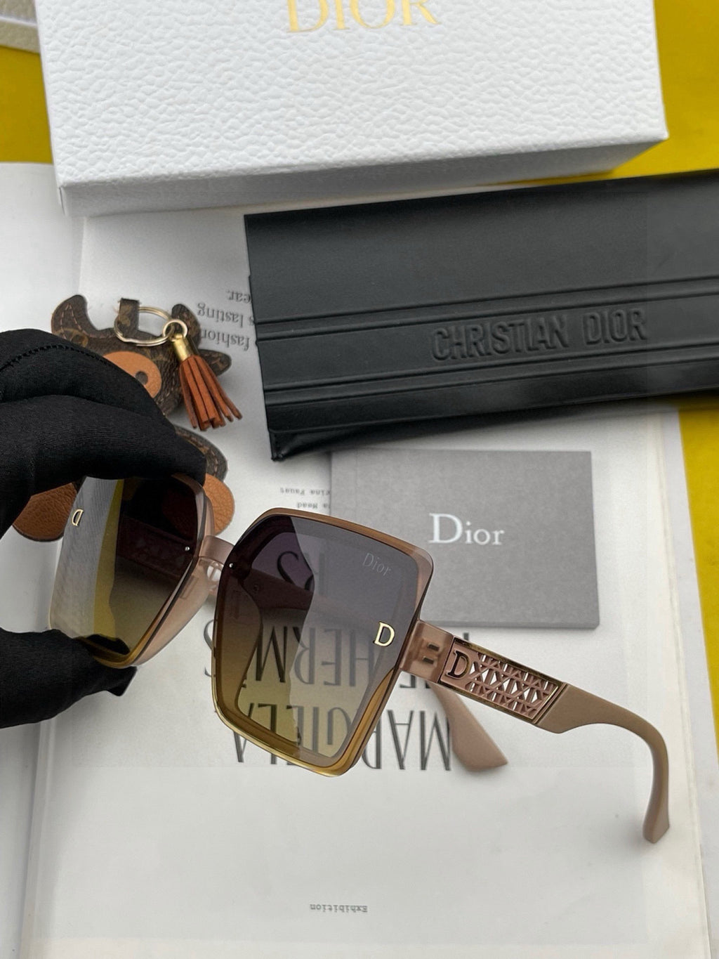 Dior CD4190 Square Gold Lens Sunglasses for Women - 465335 - detail image 4