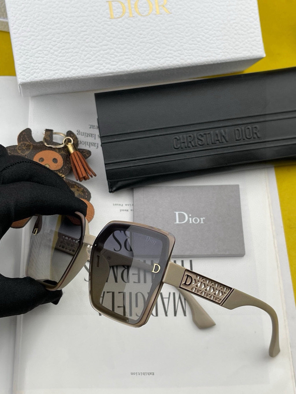 Dior CD4190 Square Gold Lens Sunglasses for Women - 465335 - detail image 3
