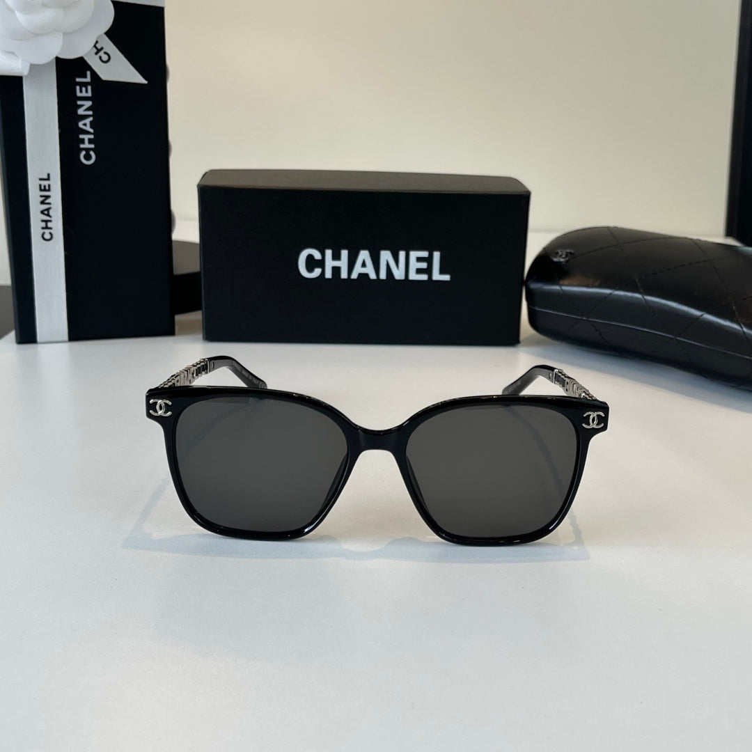 Chanel Fashion Black Lens Sunglasses for Men & Women - 486522 - detail image 2