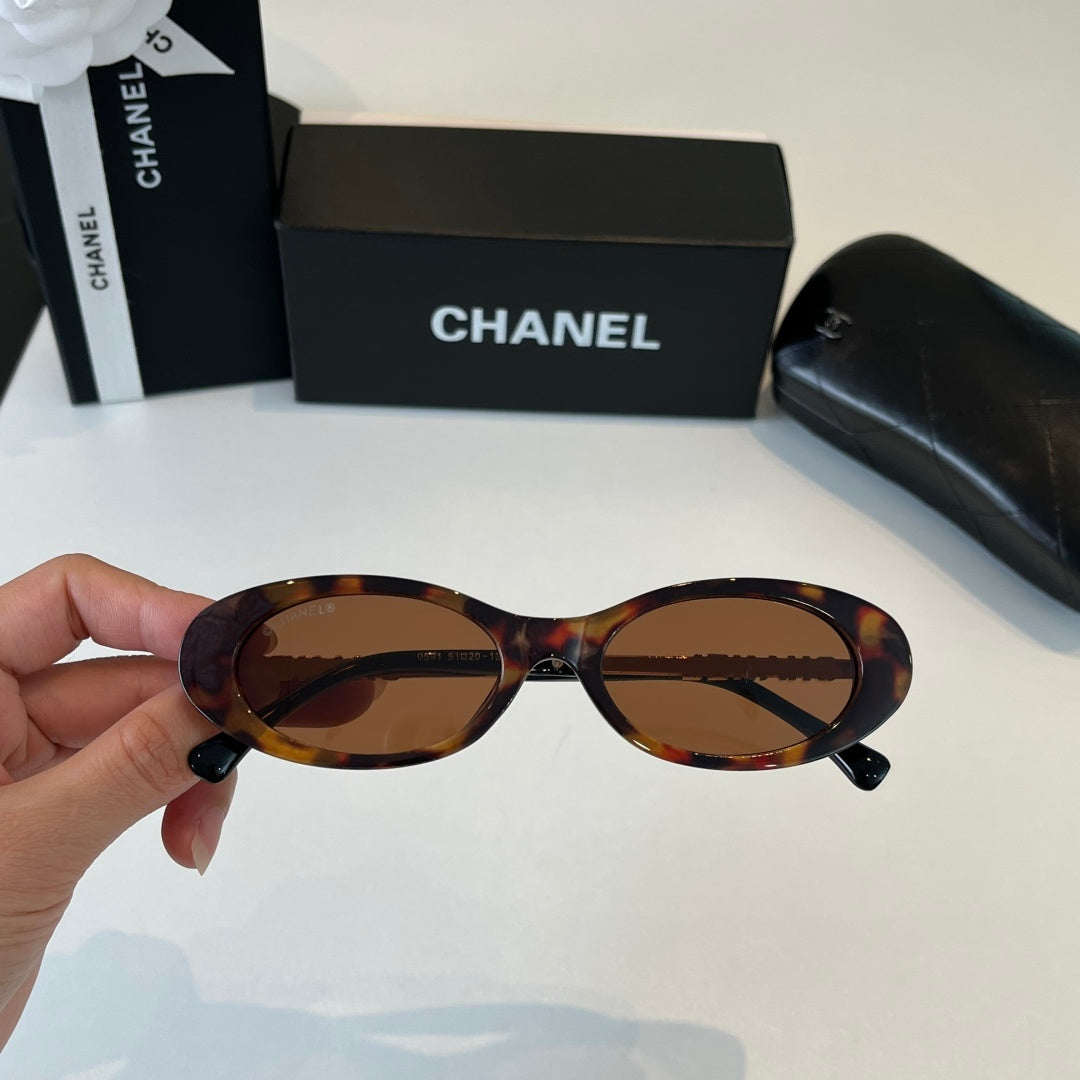 Chanel Fashion Black Lens Sunglasses for Men & Women - 486528 - detail image 5