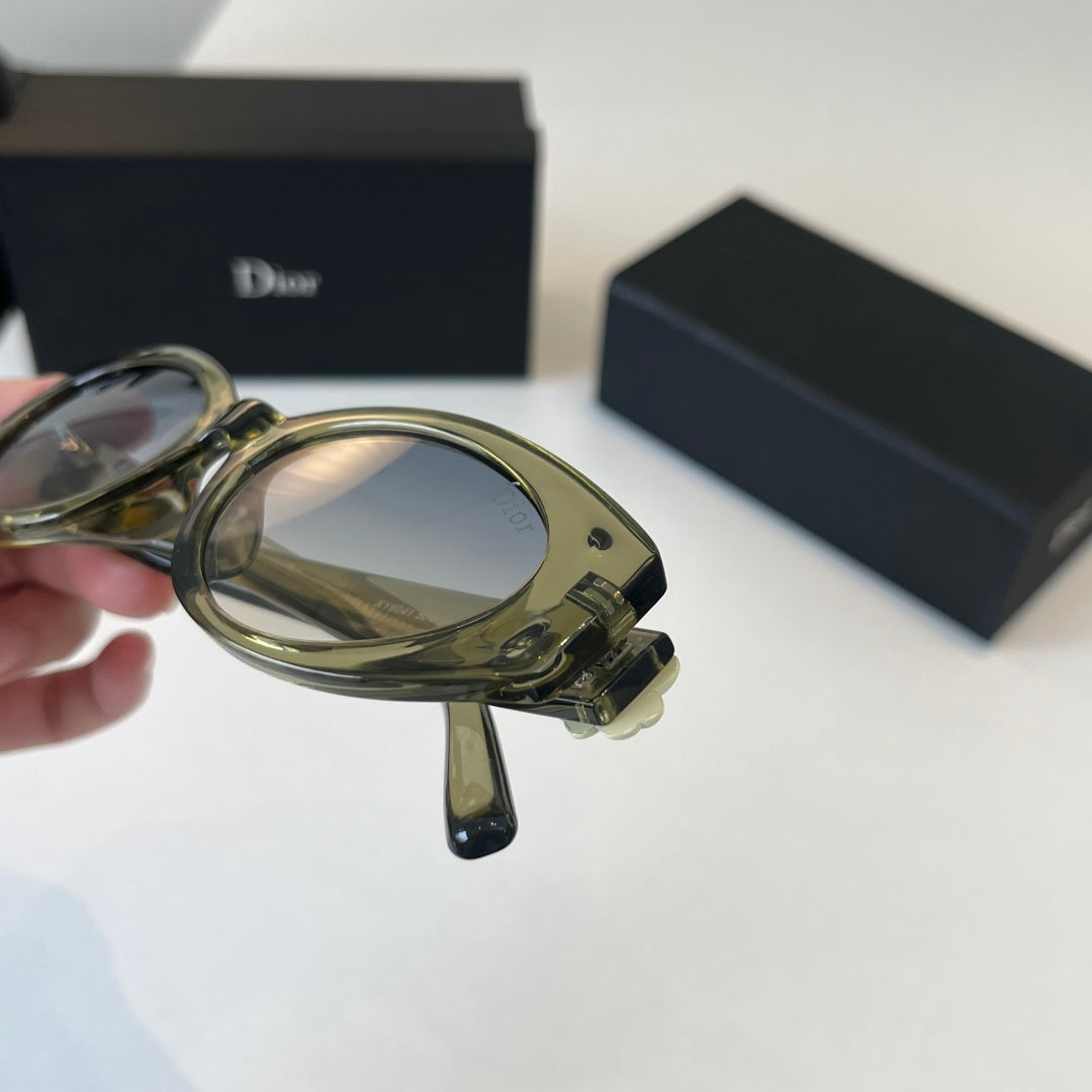 Dior Fashion Silver Lens Sunglasses for Men & Women - 465357 - detail image 6