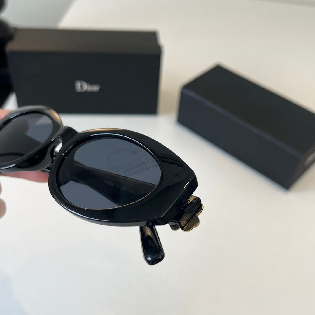 Dior Fashion Silver Lens Sunglasses for Men & Women - 465358 - detail image 6