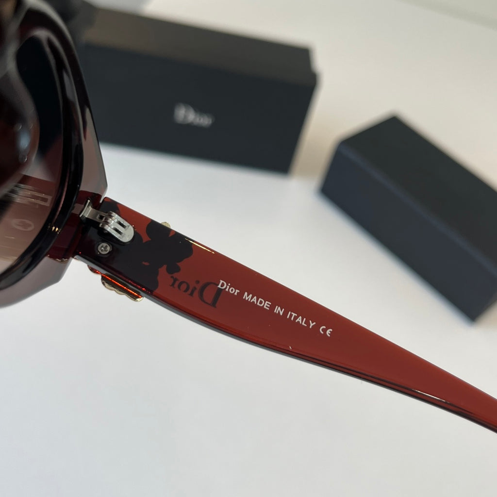 Dior Fashion Red Lens Sunglasses for Men & Women - 465362 - detail image 10