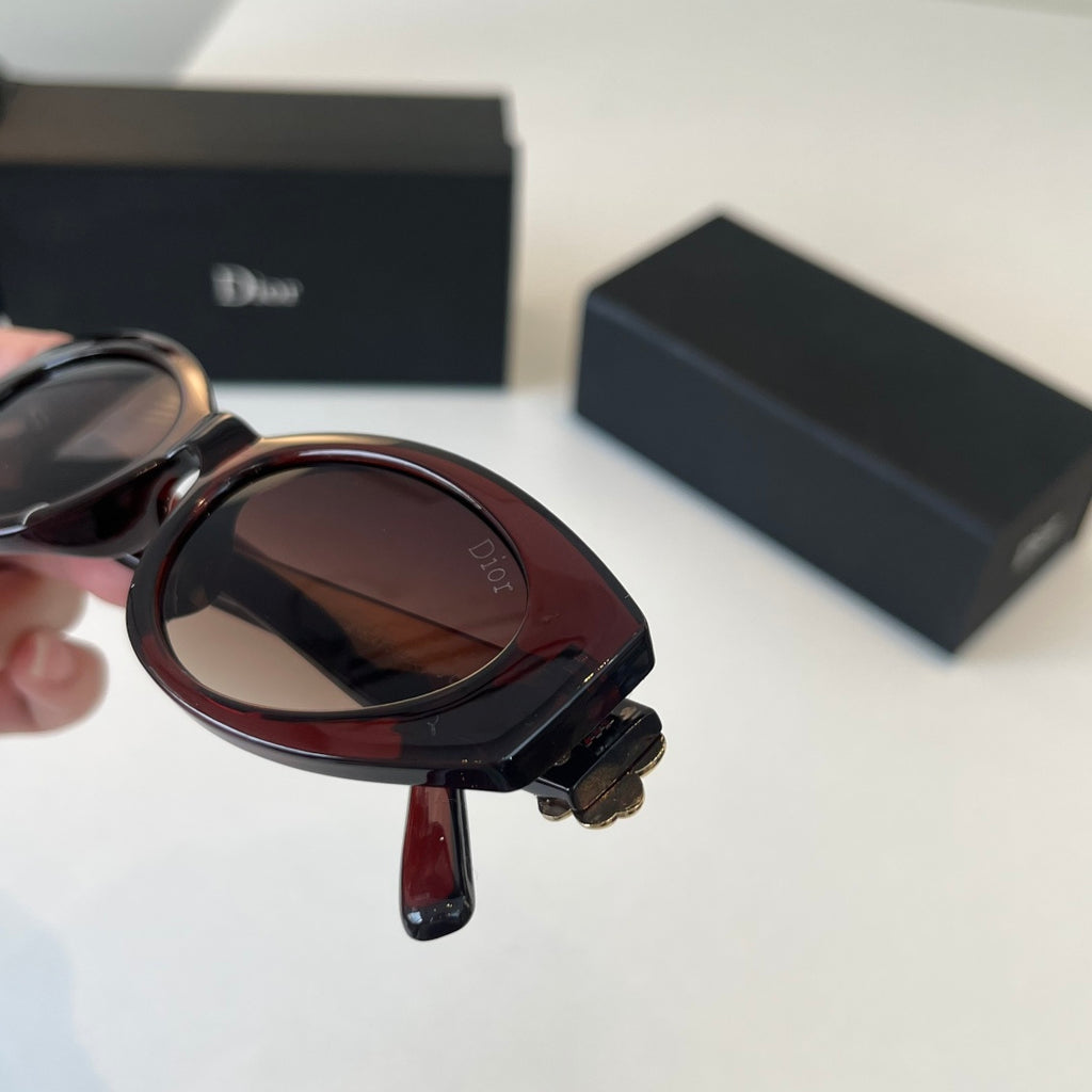 Dior Fashion Red Lens Sunglasses for Men & Women - 465362 - detail image 6