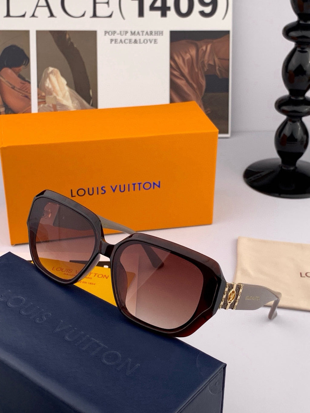 Louis Vuitton L8551 Square Pink Lens Sunglasses for Men & Women - 464800 - detail image 3