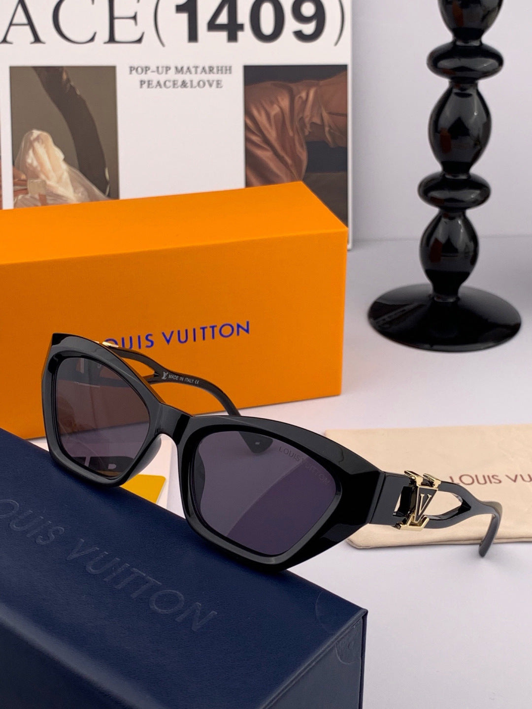 Louis Vuitton L4550 Square Black Lens Sunglasses for Men & Women - 464805 - detail image 3