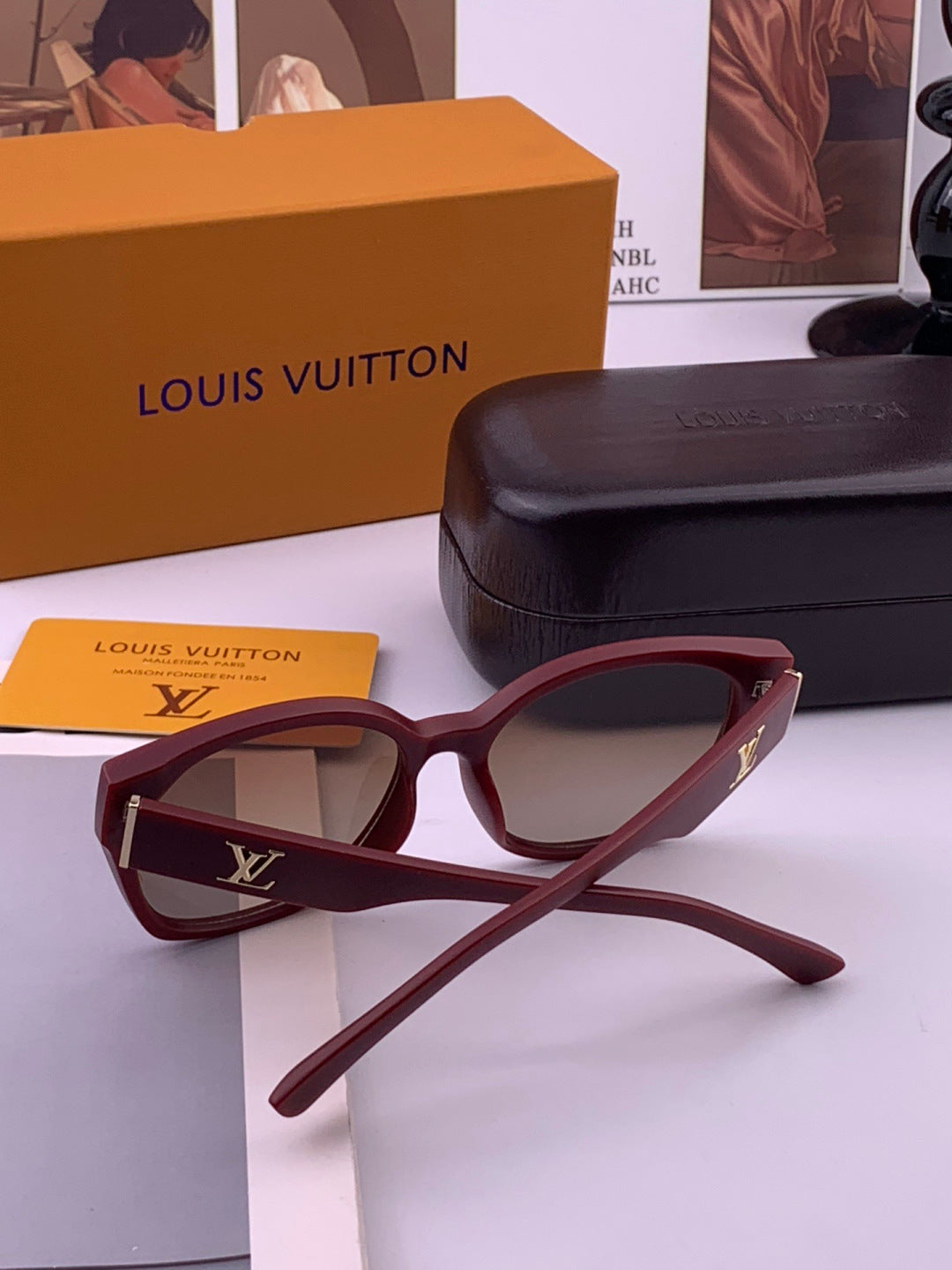 Louis Vuitton L27001 Square Black Lens Sunglasses for Men & Women - 464810 - detail image 5