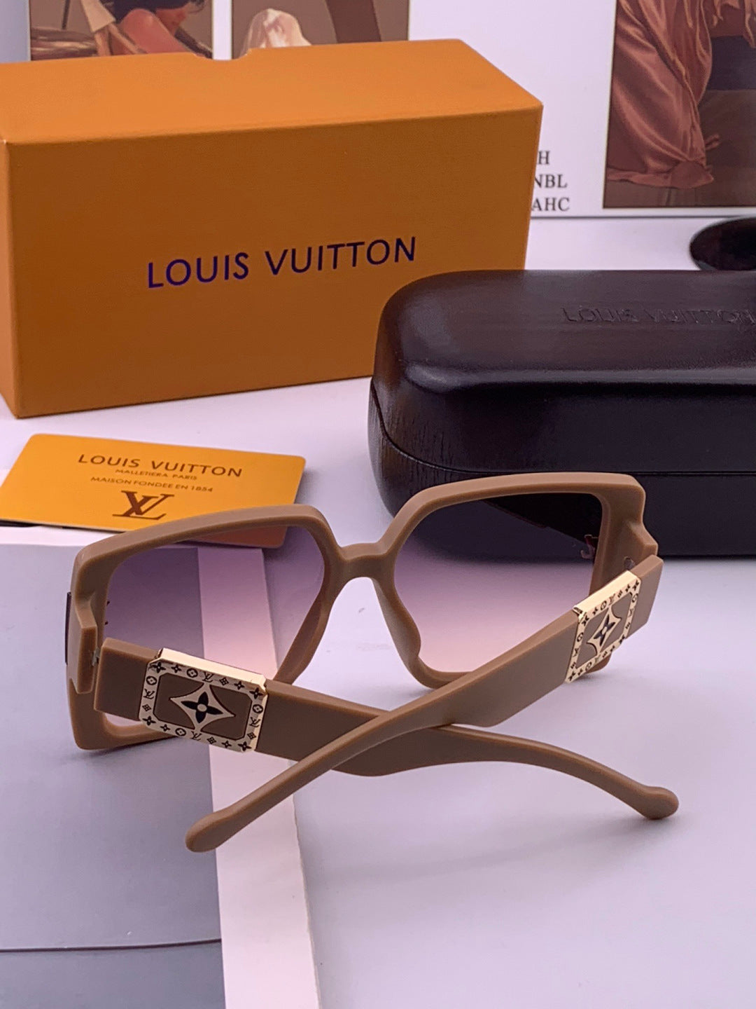 Louis Vuitton L97003 Square Black Lens Sunglasses for Men & Women - 464816 - detail image 6