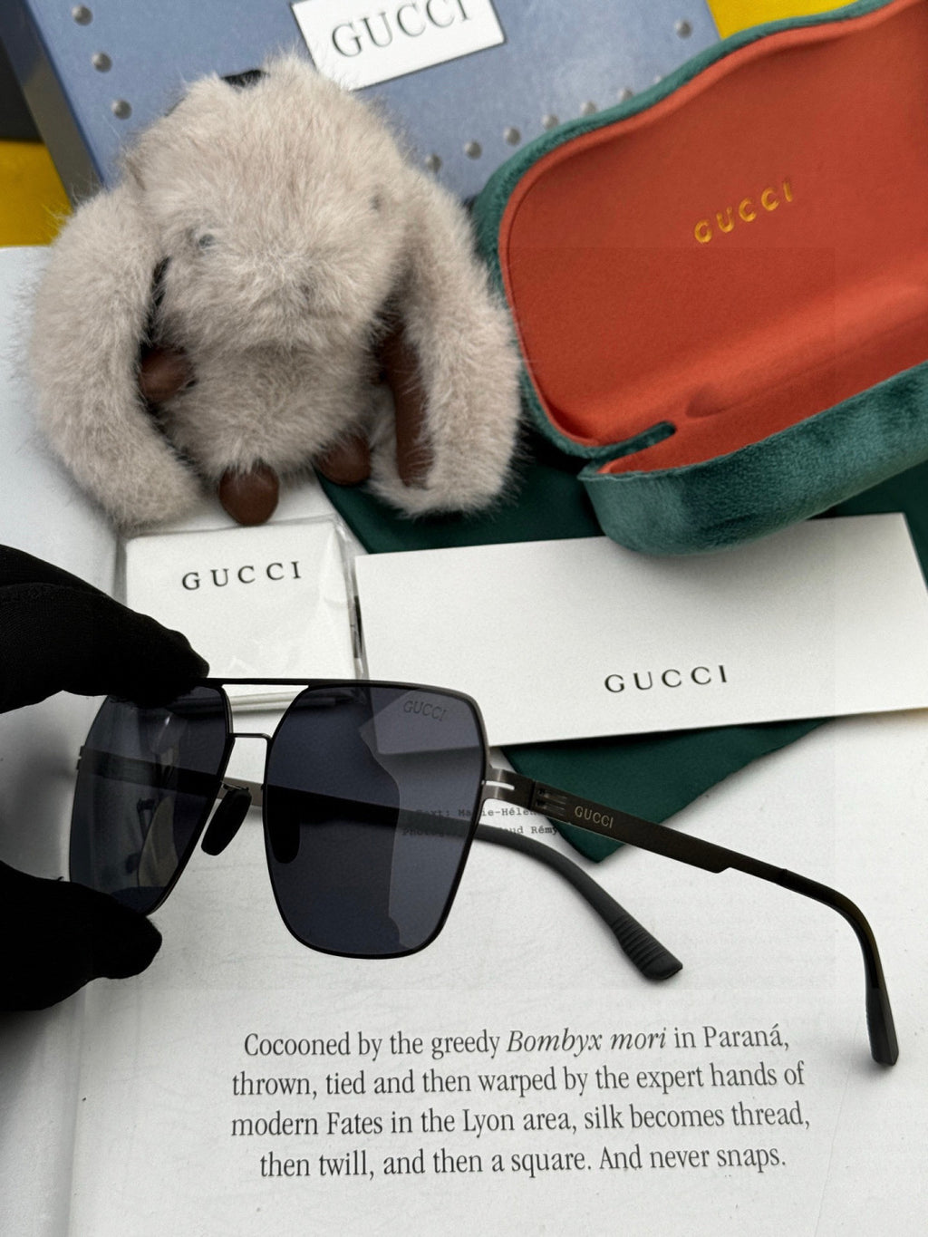 Gucci G711 Polarized Fashion Gold Lens Sunglasses for Men & Women - 464982 - detail image 4
