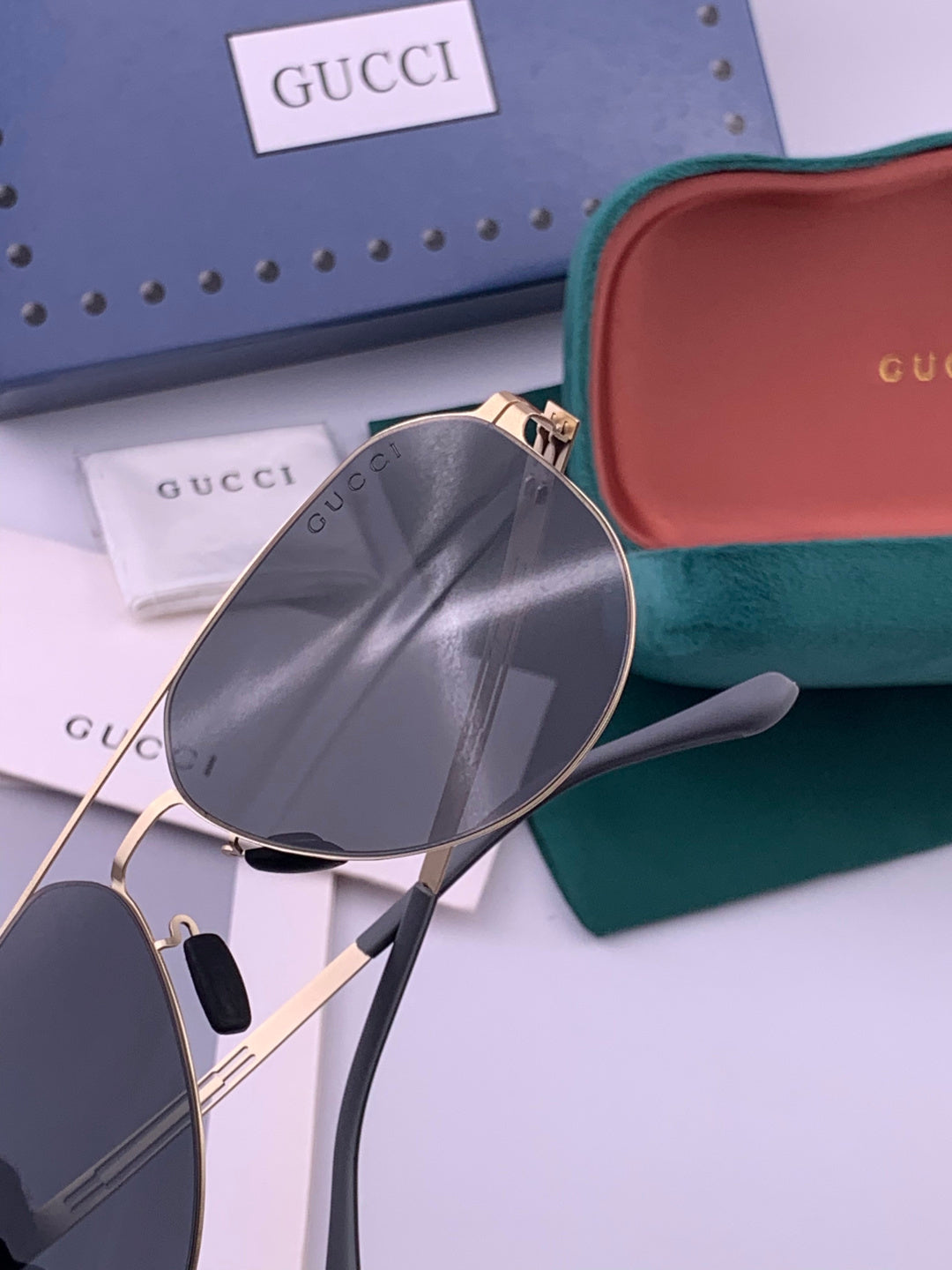 Gucci G5882 Fashion Gold Lens Sunglasses for Men & Women - 464985 - detail image 4