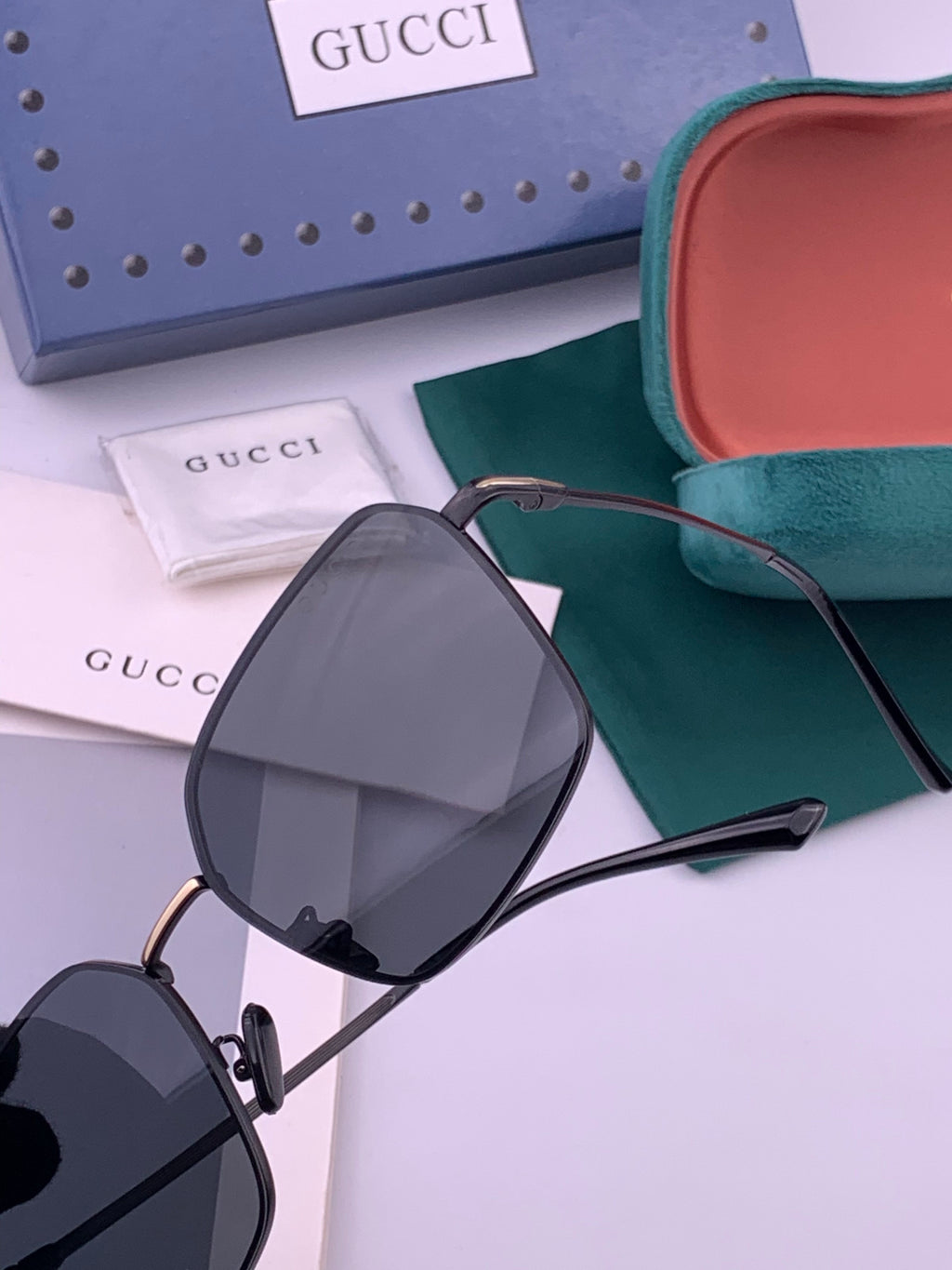 Gucci G6881 Polarized Aviator Gold Lens Sunglasses for Men - 464996 - detail image 3