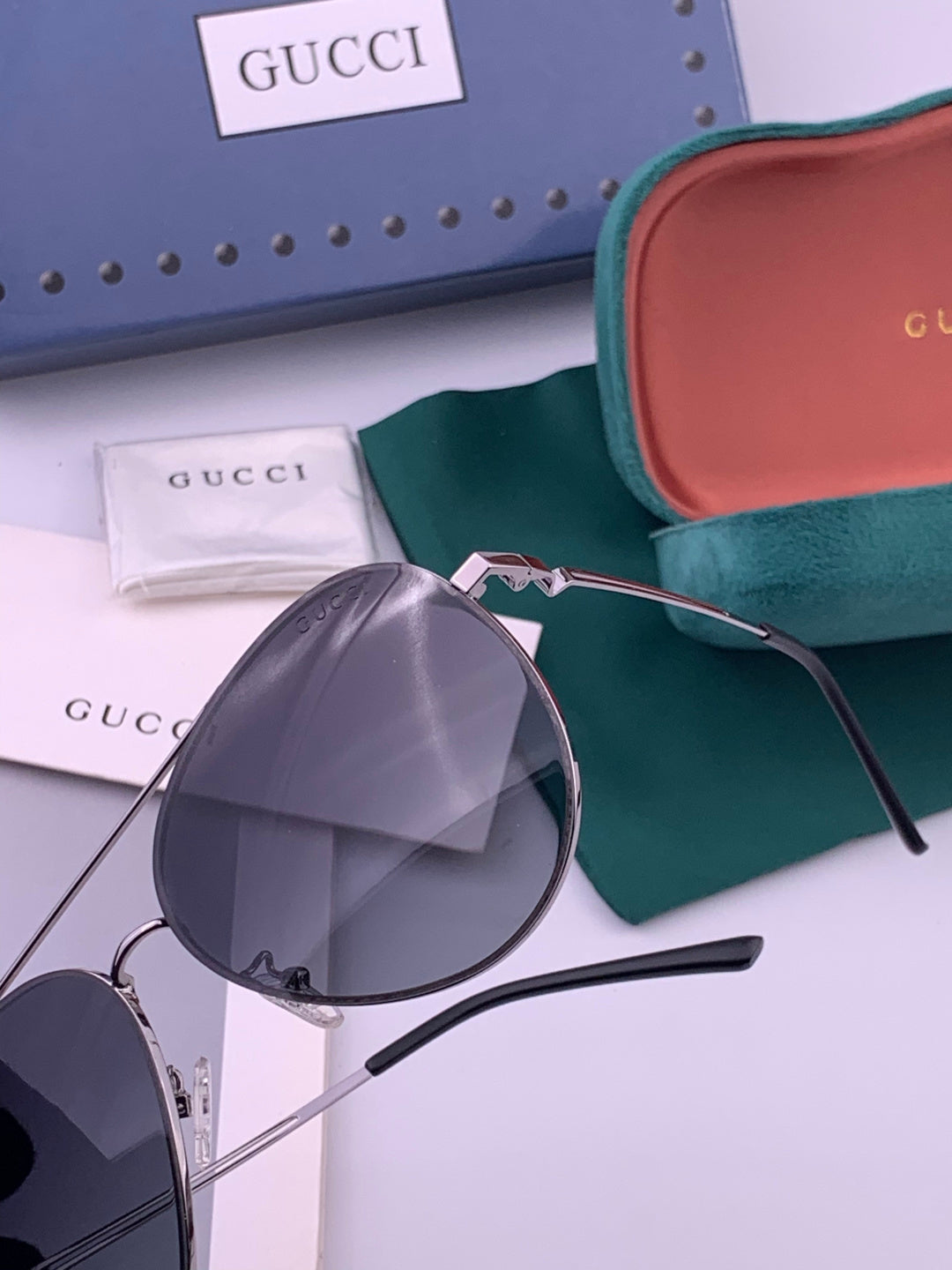 Gucci G052 Polarized Aviator Gold Lens Sunglasses for Men - 465000 - detail image 3