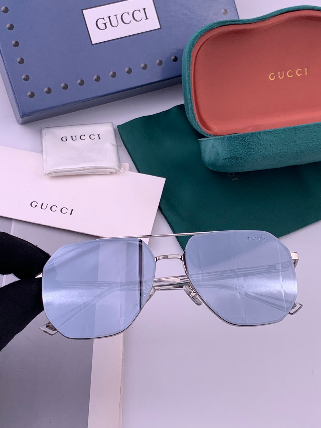 Gucci G01804 Polarized Aviator Gold Lens Sunglasses for Men - 465002