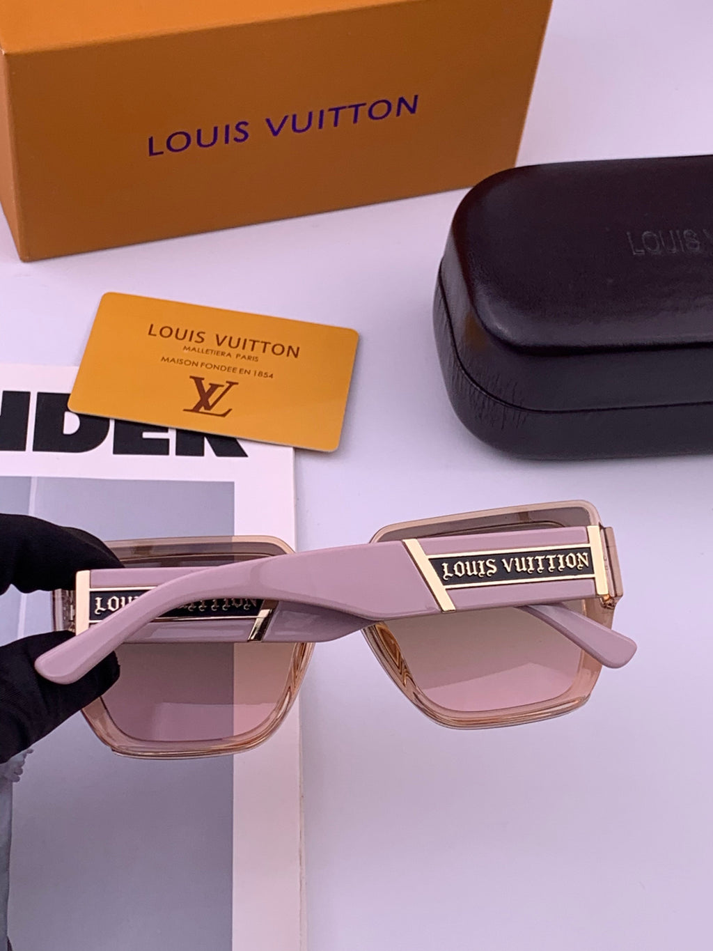 Louis Vuitton L4231 Square Brown Lens Sunglasses for Men & Women - detail image 7