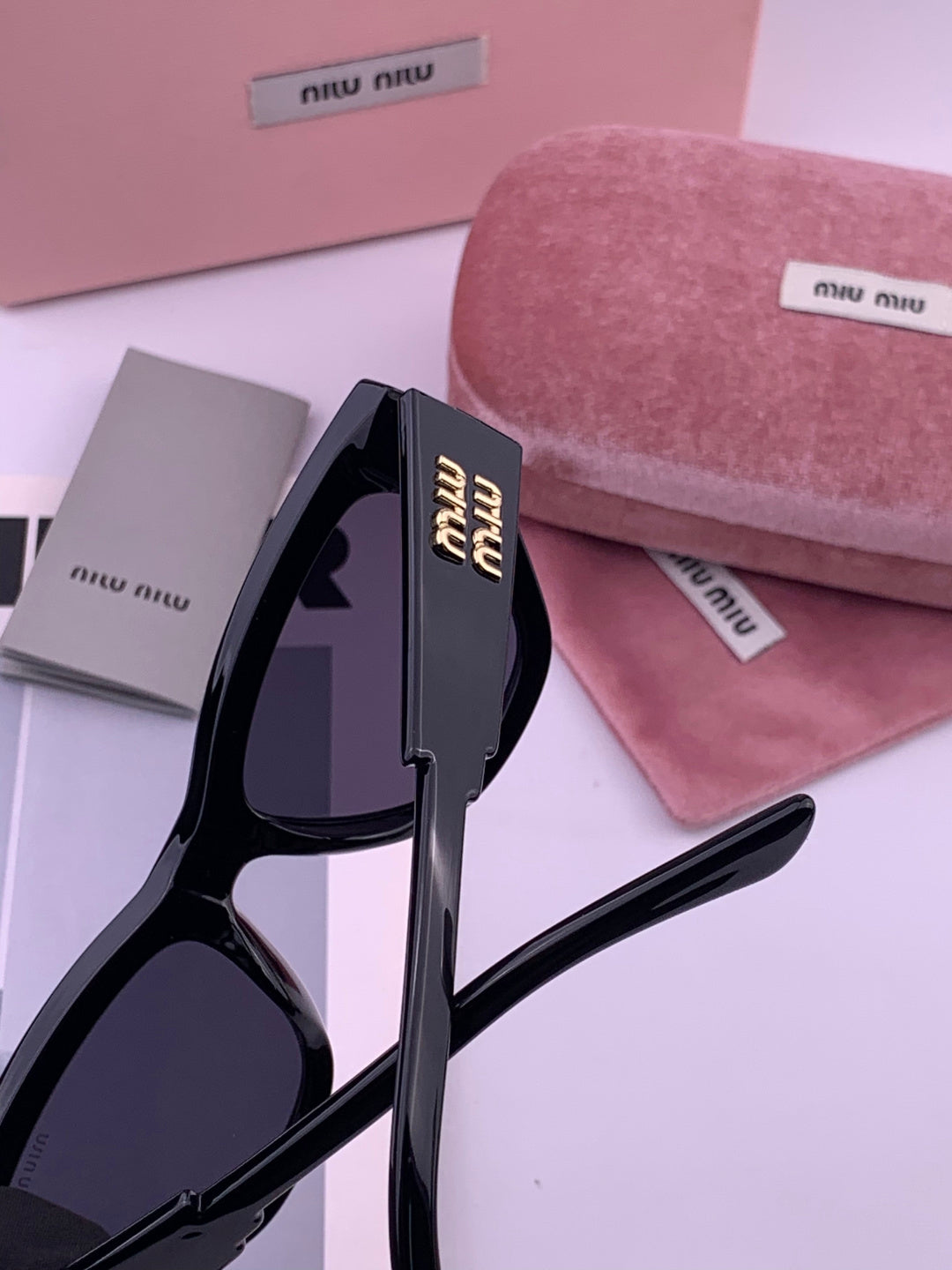 Miu Miu M8232 Fashion Brown Lens Sunglasses for Men & Women - 466151 - detail image 4